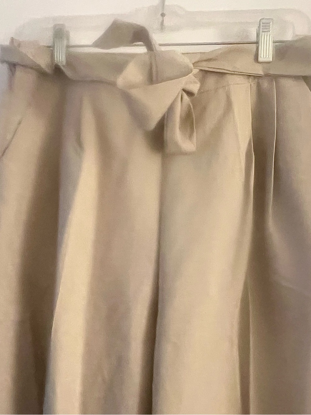 Musera Paper Bag Waist Pants,Side Zip, Back Waist Stretch, Beige Wmn size L 8-10
